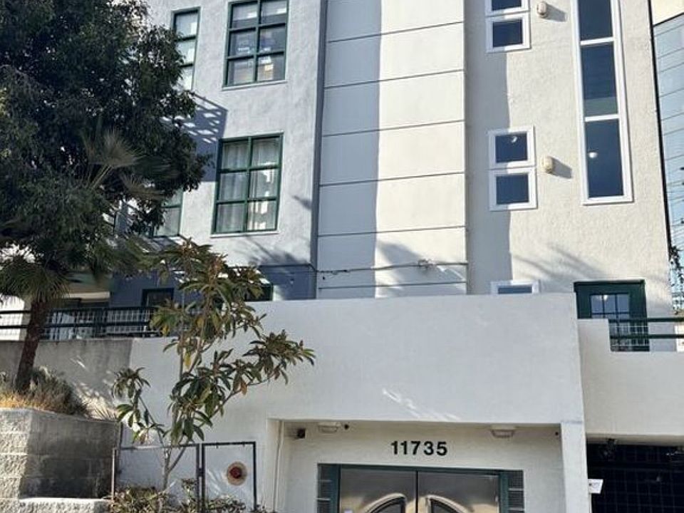 1st image of 11735 Dorothy St APT 201