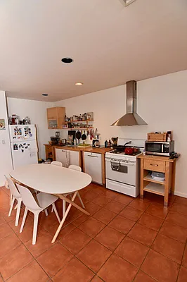 Rented by Bohemia Realty Group | media 12