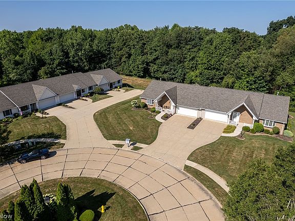 5th image of 282 Park Place Dr