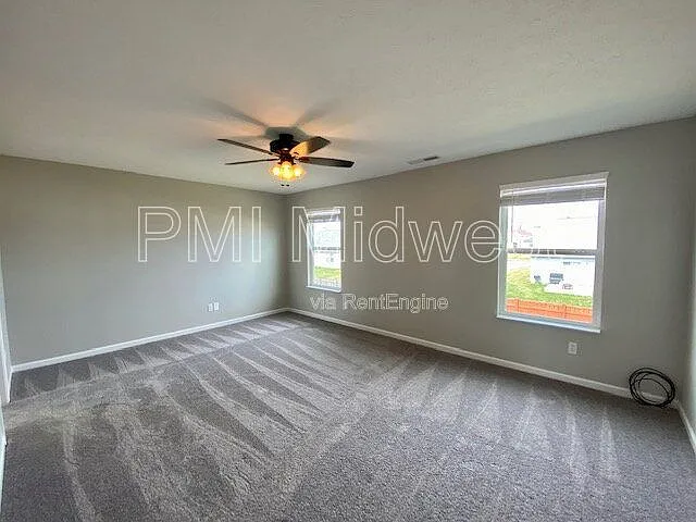 8014 Harshaw Dr — Photo 25