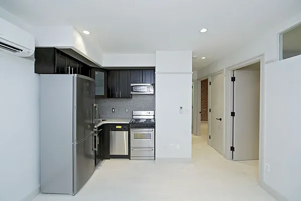 Rented by Bold New York | media 13