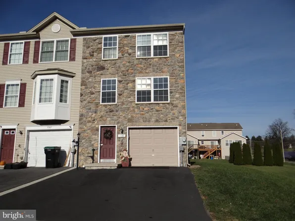 3589 Maplewood Ct #29, Fayetteville, PA 17222
