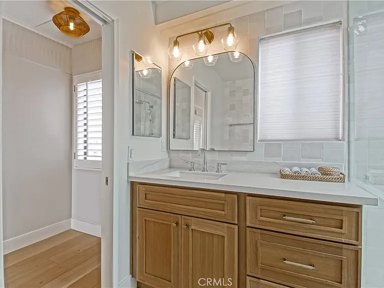 320 Marine Ave — Photo 49