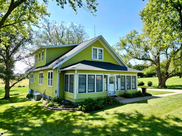 860 E Anthony St, Carroll, IA 51401