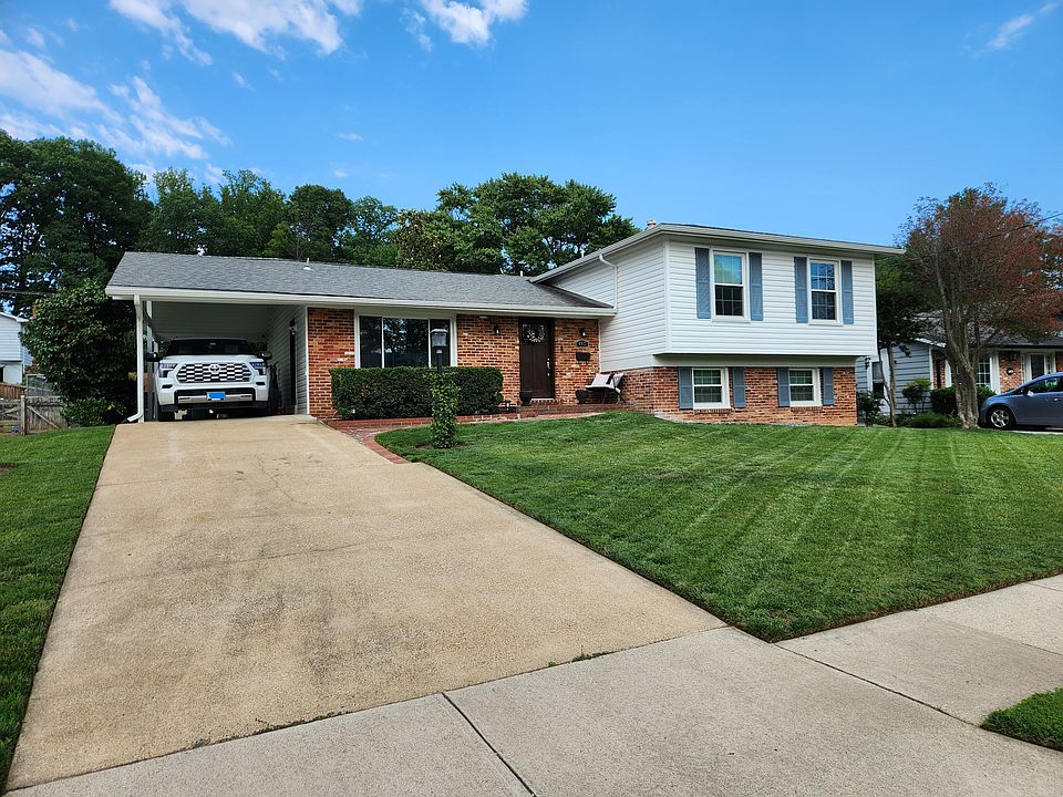 1st image of 4917 King Richard Dr