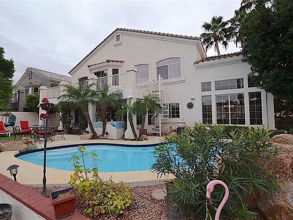 3rd image of 2104 E Gondola Ln