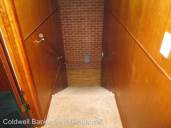 4th image of 1415 Howard St