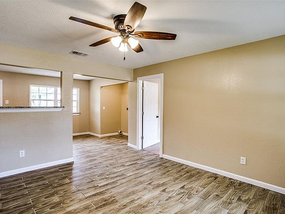 3rd image of 3407 Palm Dr