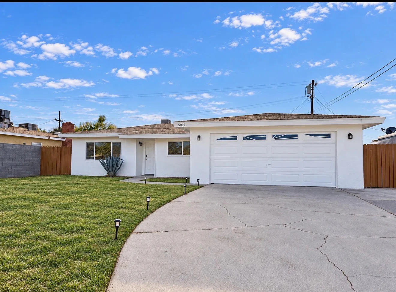 3 bed, 1406 sqft, $2,400 — Photo 1