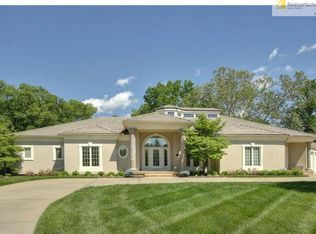 6513 Troon Cir, Kansas City, MO 64152