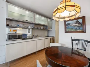 310 Riverside Drive 1801/15 image 1 of 21