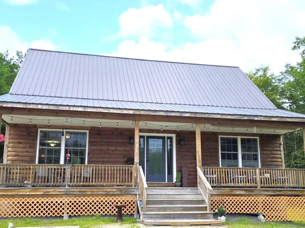 32 Patriot Place, Standish, ME 04084