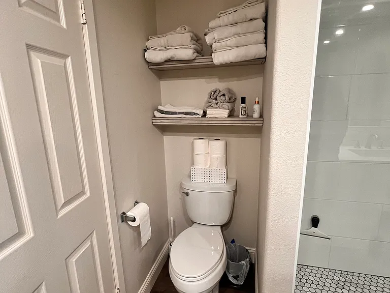 550 Camino De La Reina — Photo 11