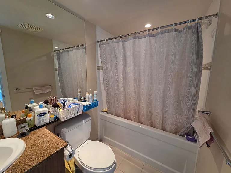 2289 Yukon Cres #1203 — Photo 5