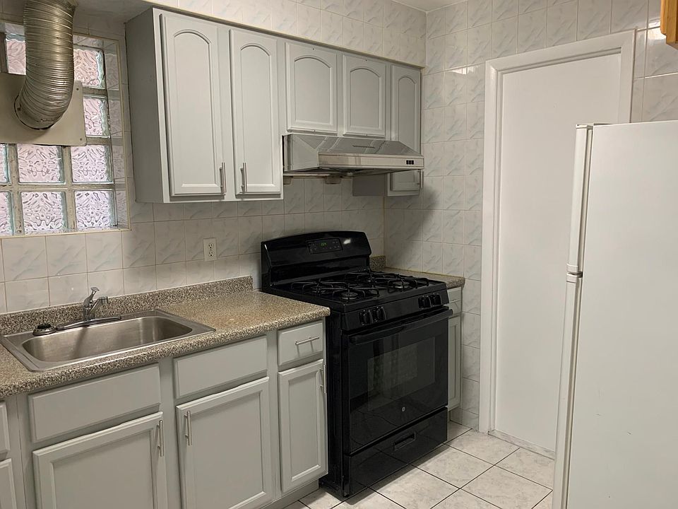 1st image of 13213 60th Avenue # Fl 3rd