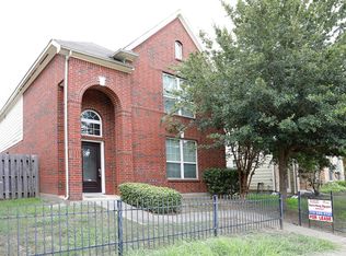 7511 Golden Star Dr, Houston, TX 77083
