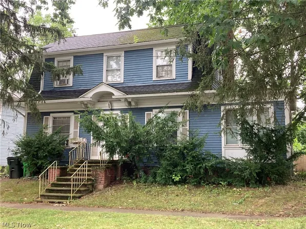 323 N Grant St, Wooster, OH 44691