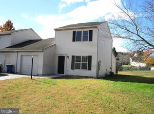 3044 Spectrum Rd, Dover, PA 17315