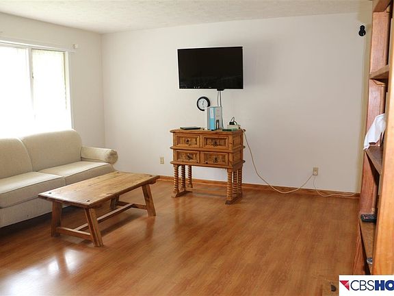 4th image of 4216 Parkview Dr