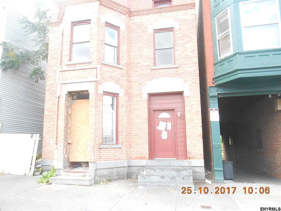 2nd image of 768 State St