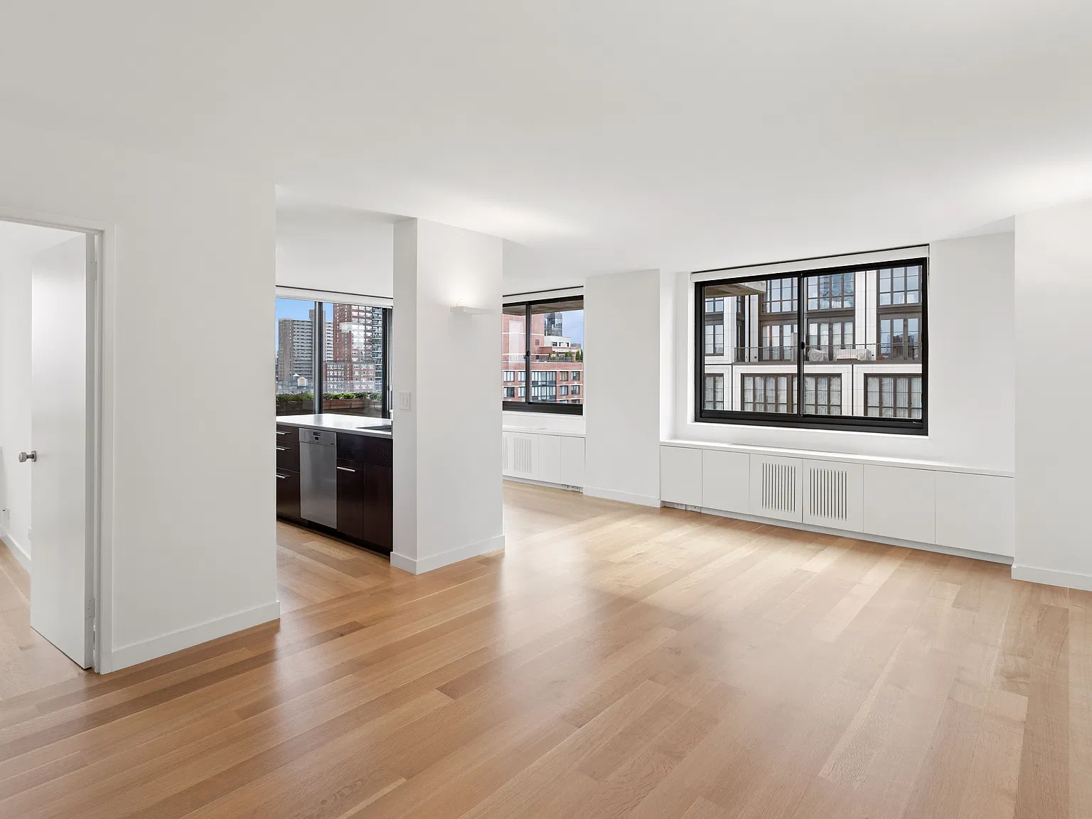275 W 96th St — Photo 1