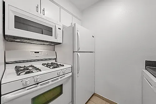 Pease Parkside Apartments — Photo 55