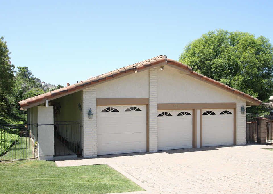 1st image of 341 Mesa Ave