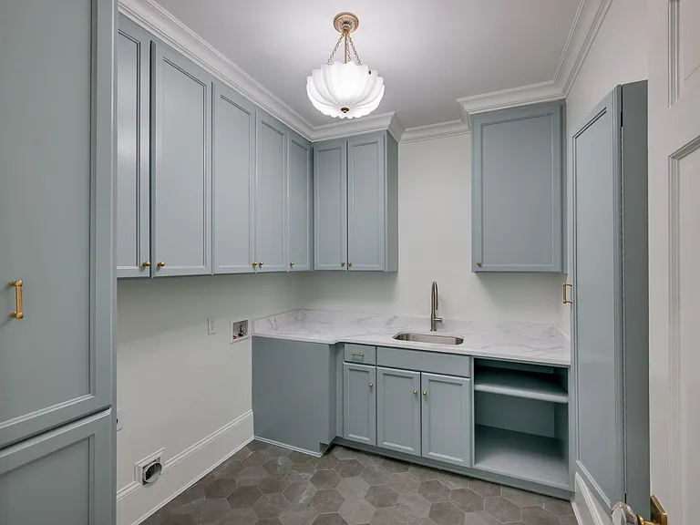 4428 Sheppard Pl — Photo 15