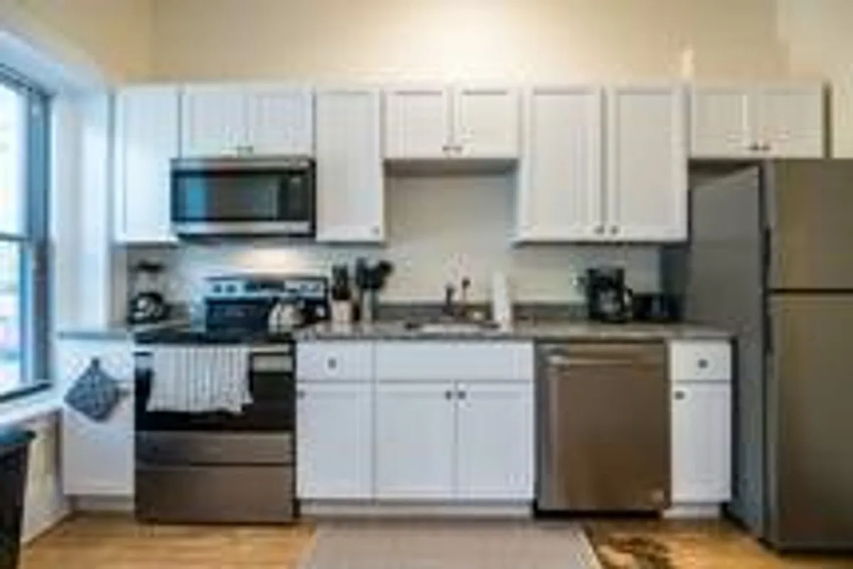Building Photo - 1463 Beacon St #11