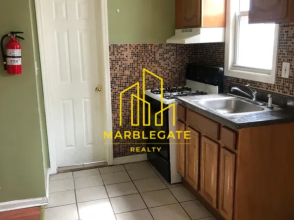 848 S 15th St #33, Newark, NJ 07108