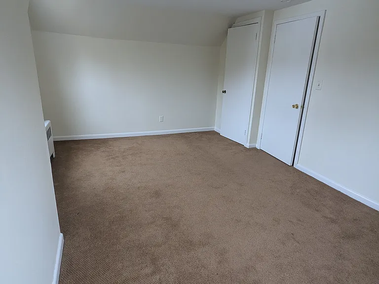 18 Pinewood Rd — Photo 11