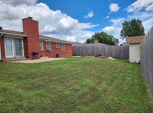 304 Country Club Ter, Midwest City, OK 73110