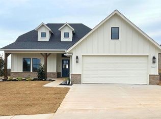 4924 Desert Willow Ln, Edmond, OK 73034
