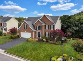 1768 High Gate Ln, Salem, VA 24153