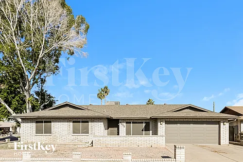 4656 W Townley Ave Photo 1