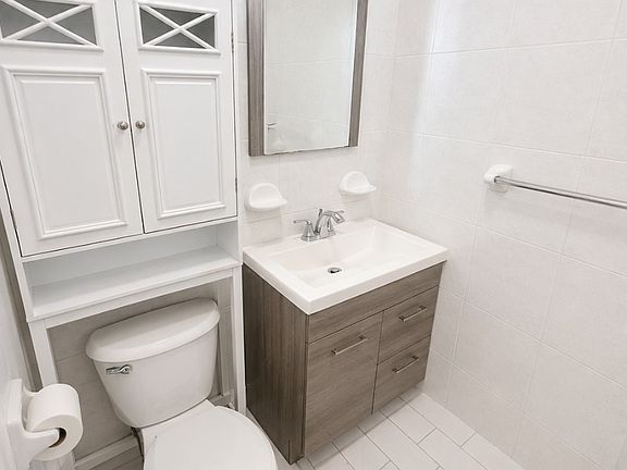 5th image of 7223 66th St #2