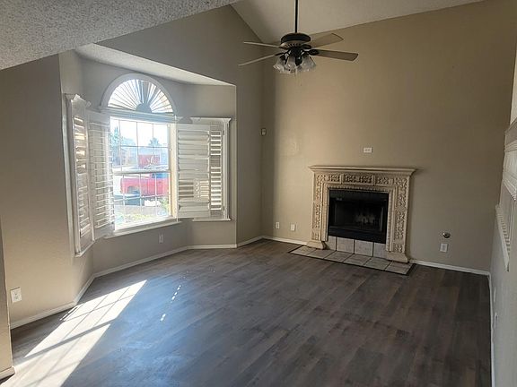 4th image of 11847 Stone Castle Dr