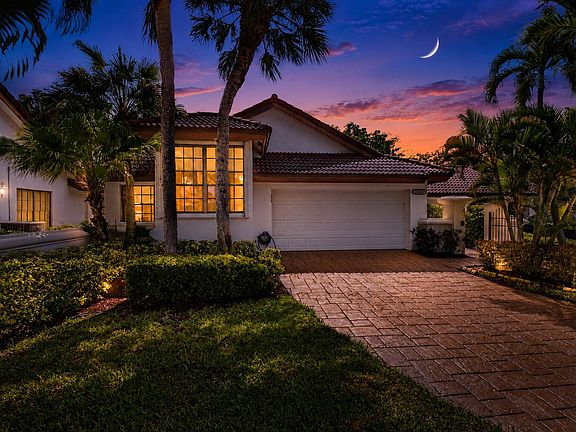 3rd image of 21700 Club Villa Terrace
