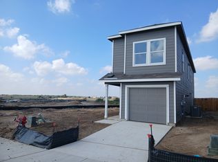 7171 Sapphire Rdg, San Antonio, TX 78263