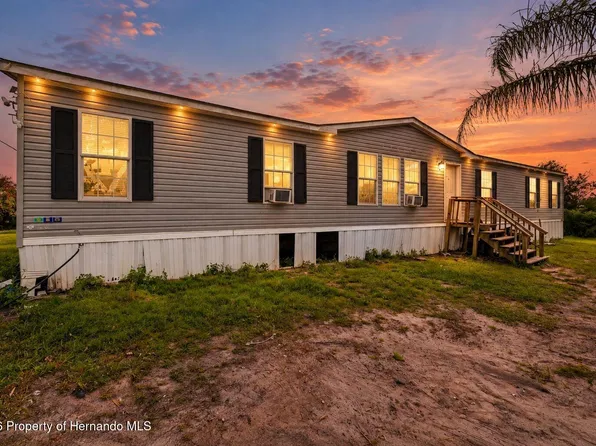 39522 River Rd, Dade City, FL 33525