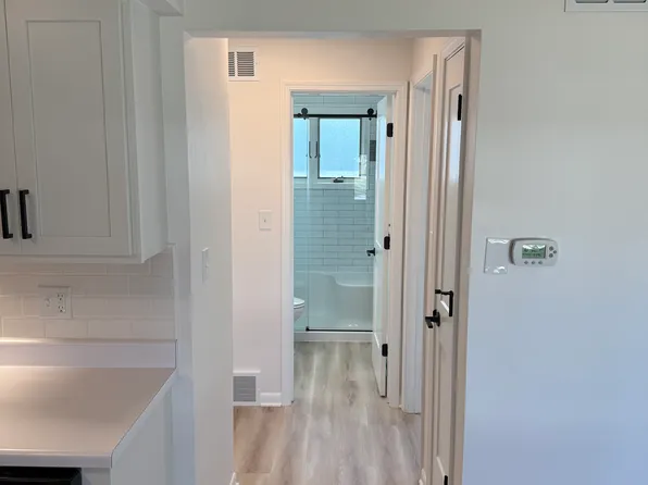 2622 40th St #2620, Highland, IN 46322