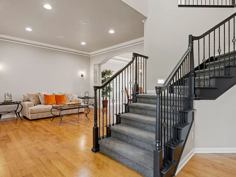 6258 Oxford Peak Ct — Photo 6