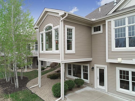 4th image of 3731 Linden Dr W