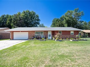 520 Morrison Pl, Springdale, AR 72762