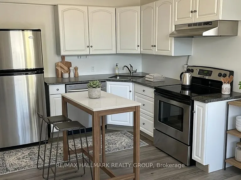 1229 Dwyer Hill Rd #105 — Photo 5