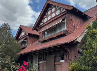 2756 Raymond Ave, Los Angeles, CA 90007