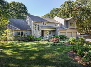 10 Gibbon Rd, Hopkinton, MA 01748