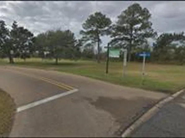 402 Legendre Dr, Slidell, LA 70460