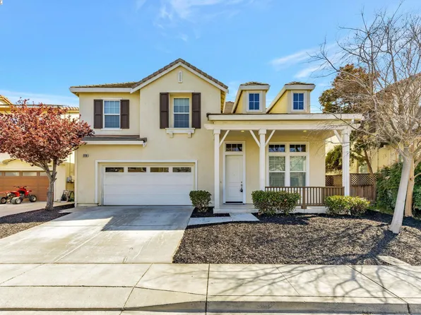 220 Yellow Rose Cir, Oakley, CA 94561