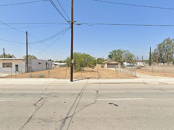 2nd image of 7726 Victoria Ave